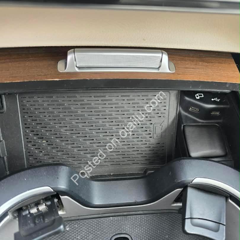 2020 Mercedes-Benz GLE450 4MATIC AMG – Stunning Gray on Cream