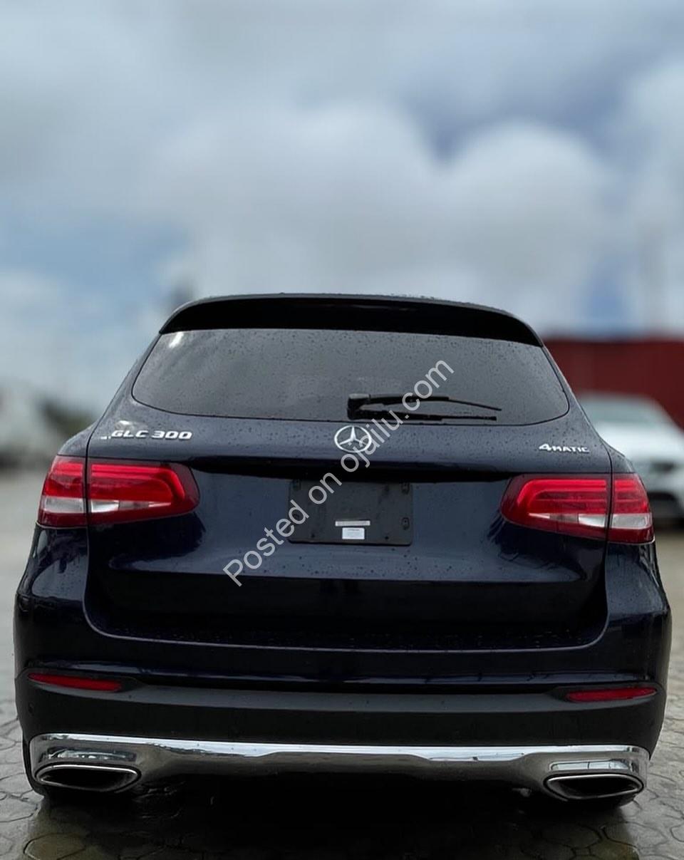 Load Full Option 2017 Mercedes GLC300 4MATIC