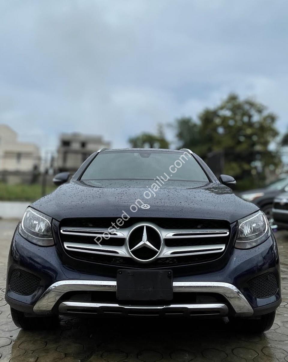 Load Full Option 2017 Mercedes GLC300 4MATIC