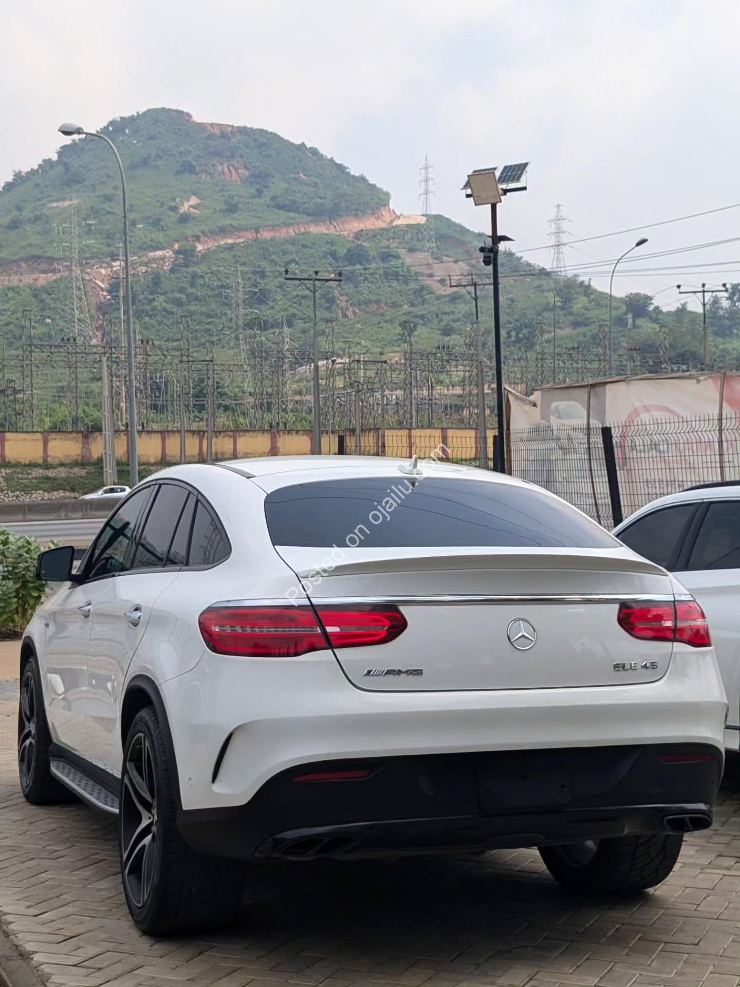 2018 Mercedes GLE 43 AMG – Accident-Free Luxury SUV