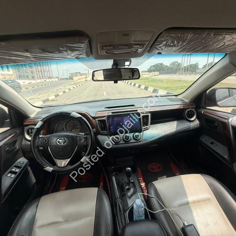 Pristine 2014 Toyota RAV4 – Premium Condition, Original Duty!