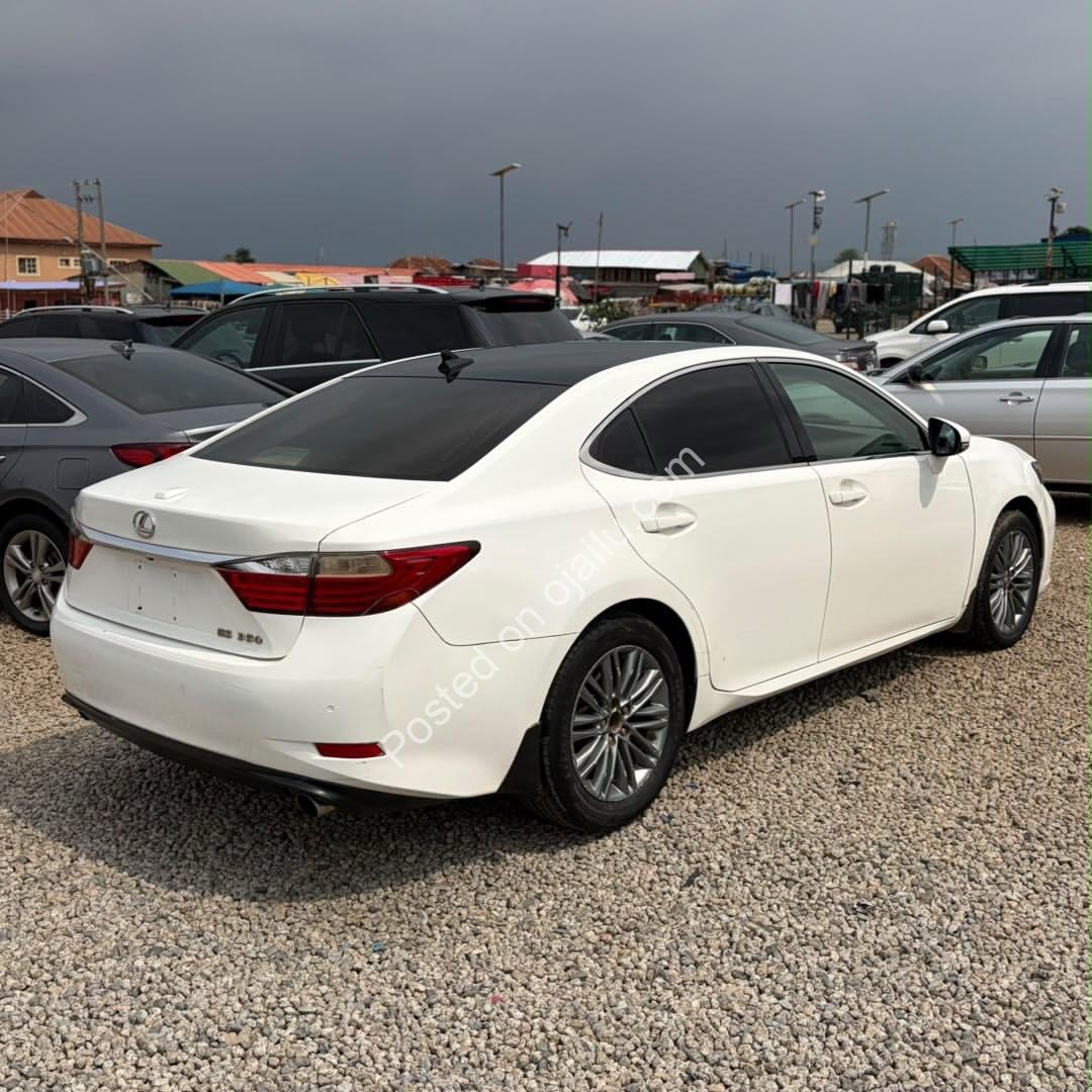 Luxury Loaded: 2014 Lexus ES 350 V6