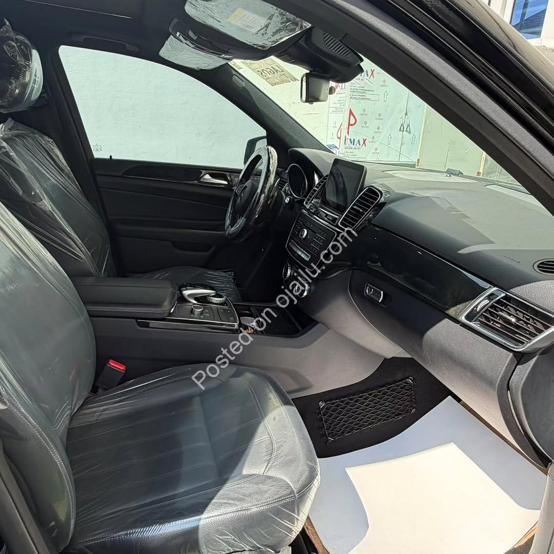 2017 Mercedes-Benz GLE 350 – Panoramic Roof, Thumbstart, Ultra Clean