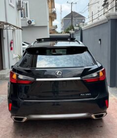 2018 Lexus RX350 Premium: Panoramic Sunroof & 360° Camera