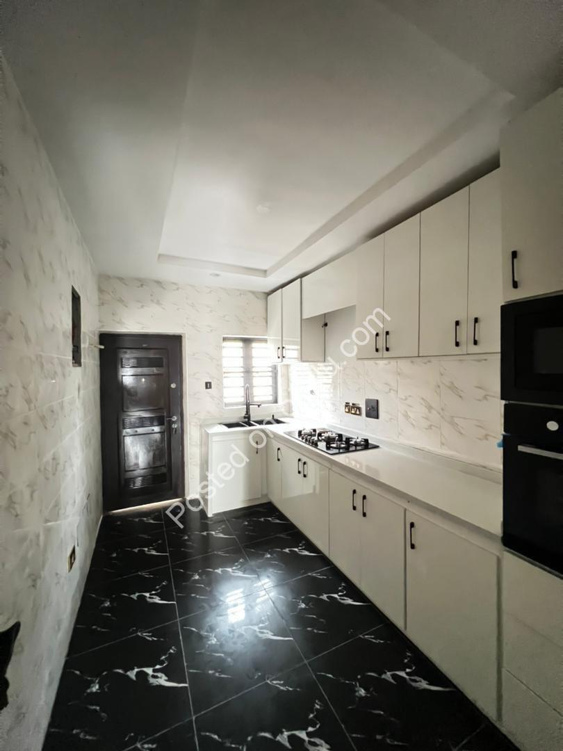 Spacious 3-Bed Terrace + 2 BQs in Serviced Orchid Estate