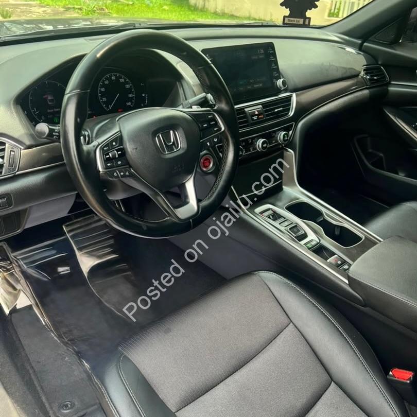 2019 Honda Accord 2.0T Sport – Full Option, Duty Paid