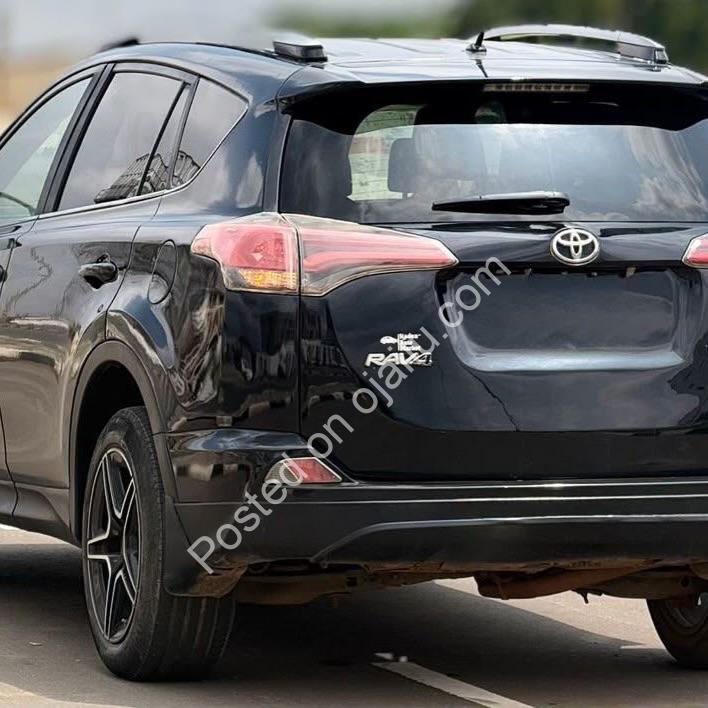 Pristine 2014 Toyota RAV4 – Premium Condition, Original Duty!