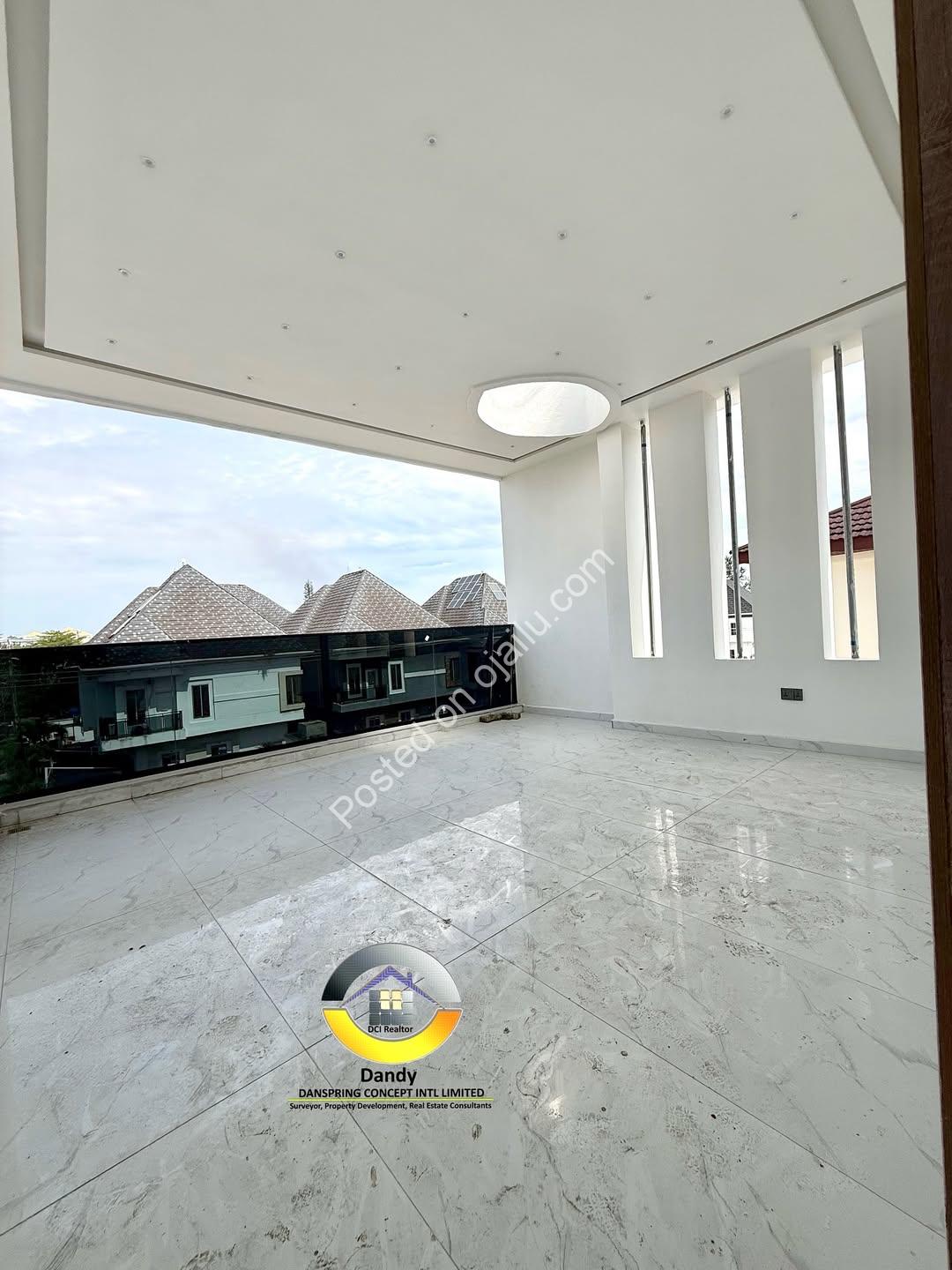 Chevron Lekki: 4-Bed Duplex + Pool, Fully Ensuite