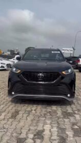 2022 Toyota Highlander XSE AWD: Your Dream Ride Awaits