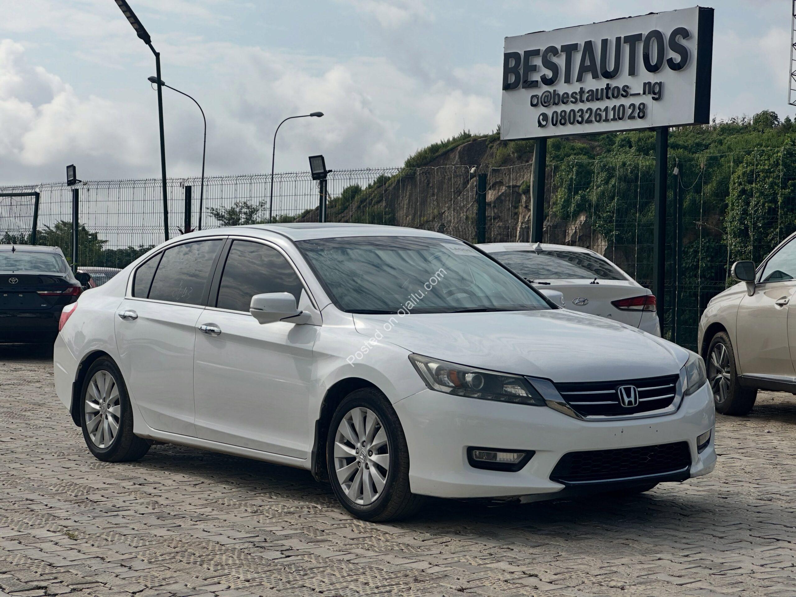 2015 Honda Accord – Flexible Payment Plans Await!