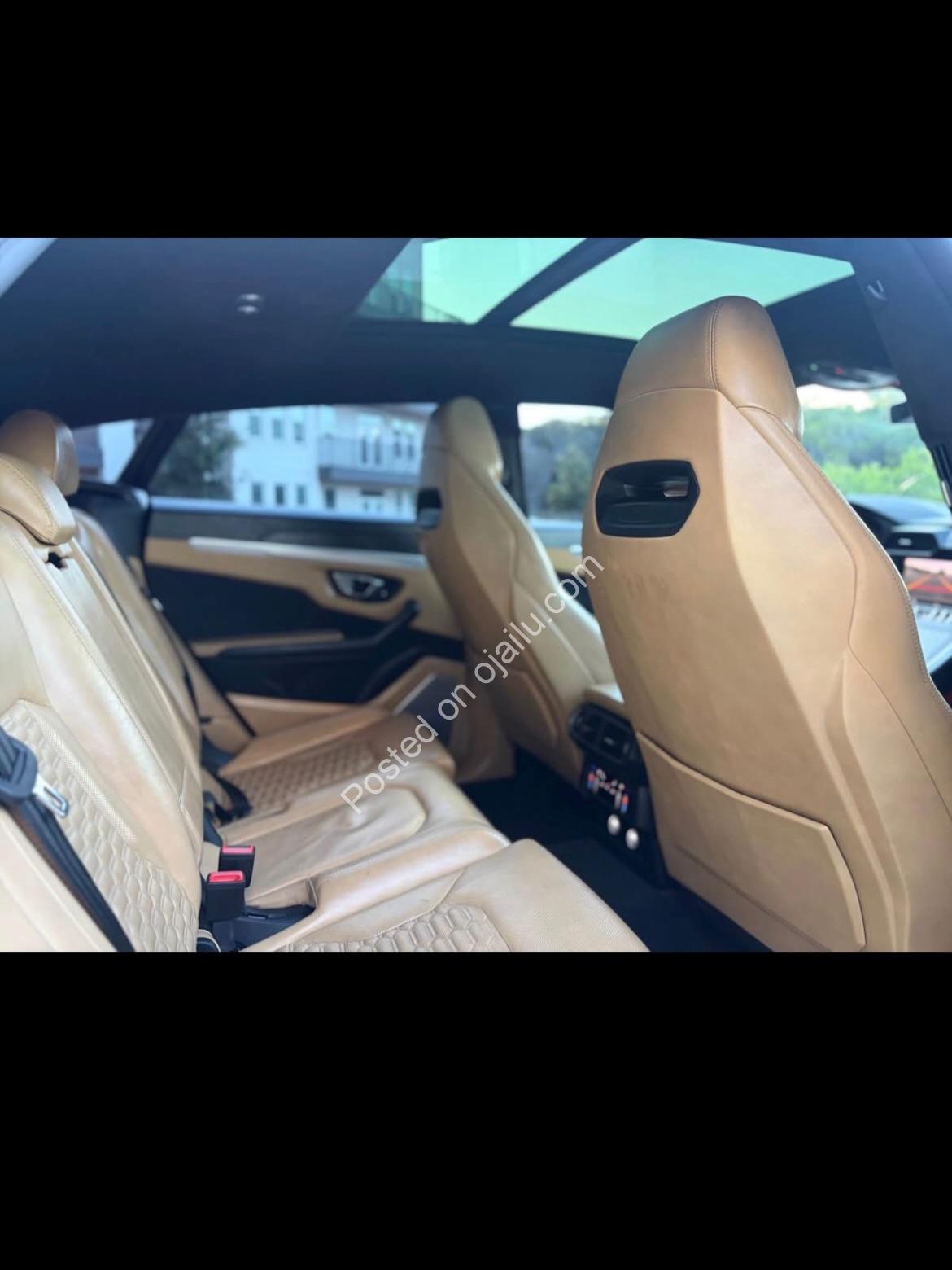 2020 Lamborghini Urus: Accident-Free, Fully Loaded Beast