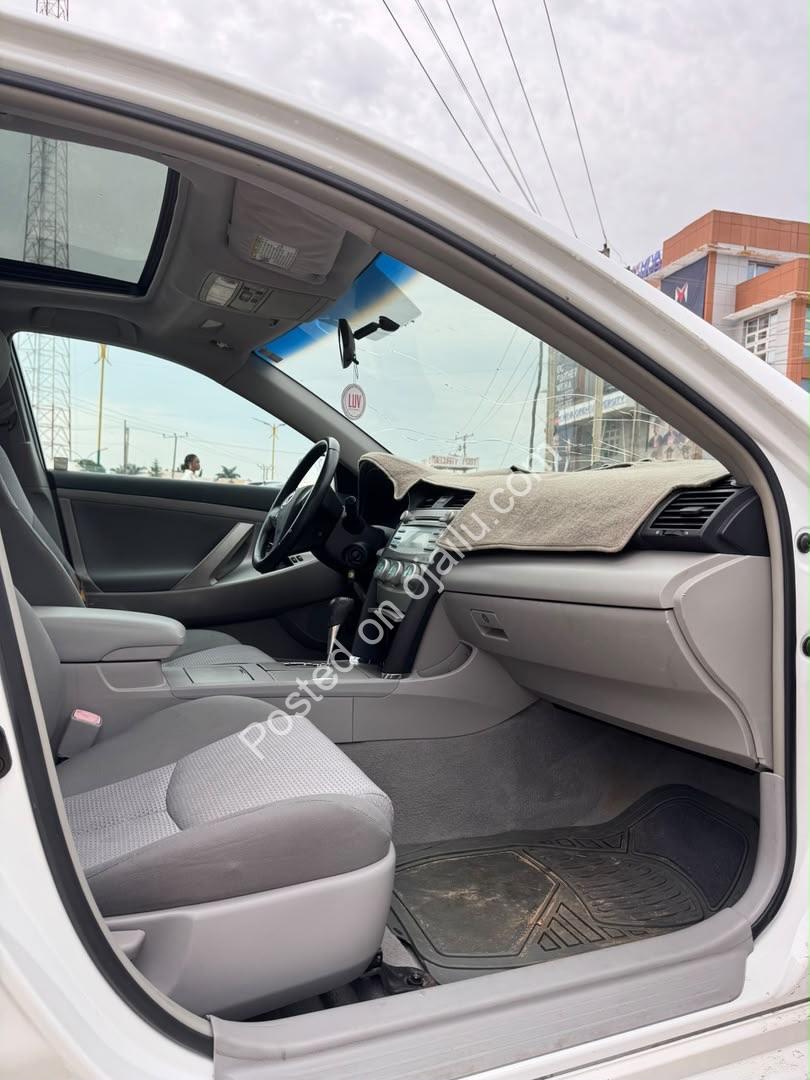 2007 Toyota Camry SE – Buy & Drive Today!