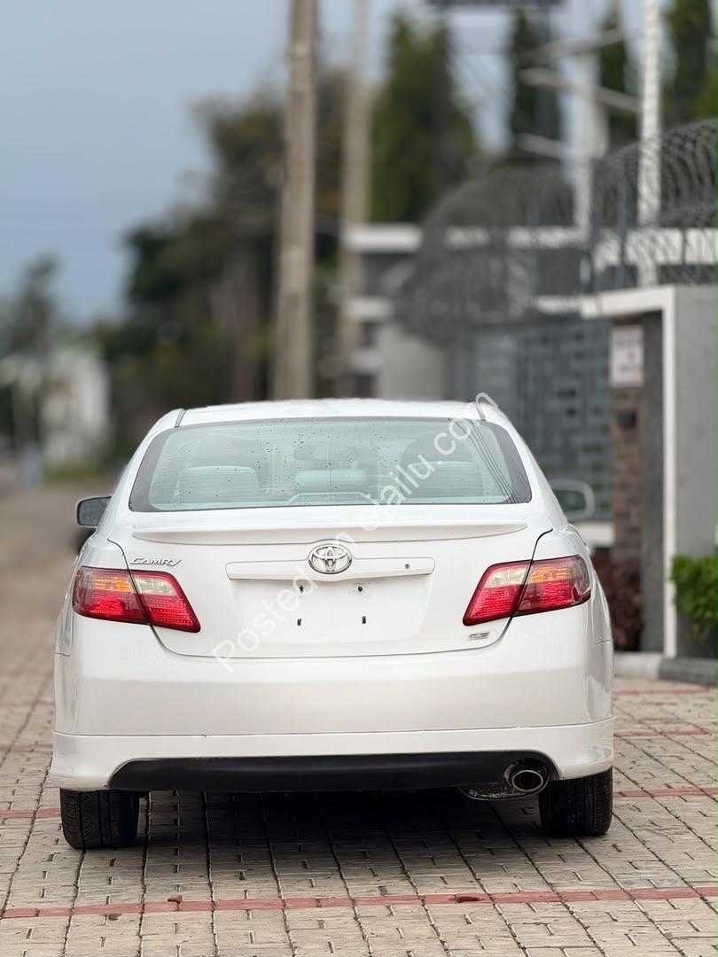 2007 Toyota Camry SE – Buy & Drive Today!