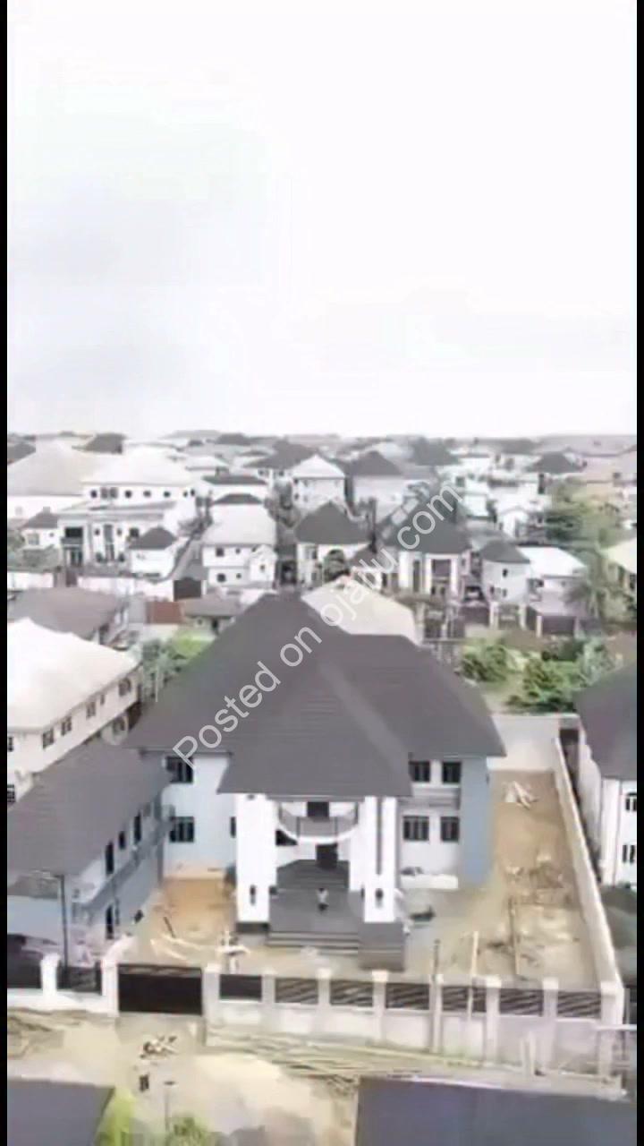 Own a Woji Mansion That Speaks Pure Class & Comfort
