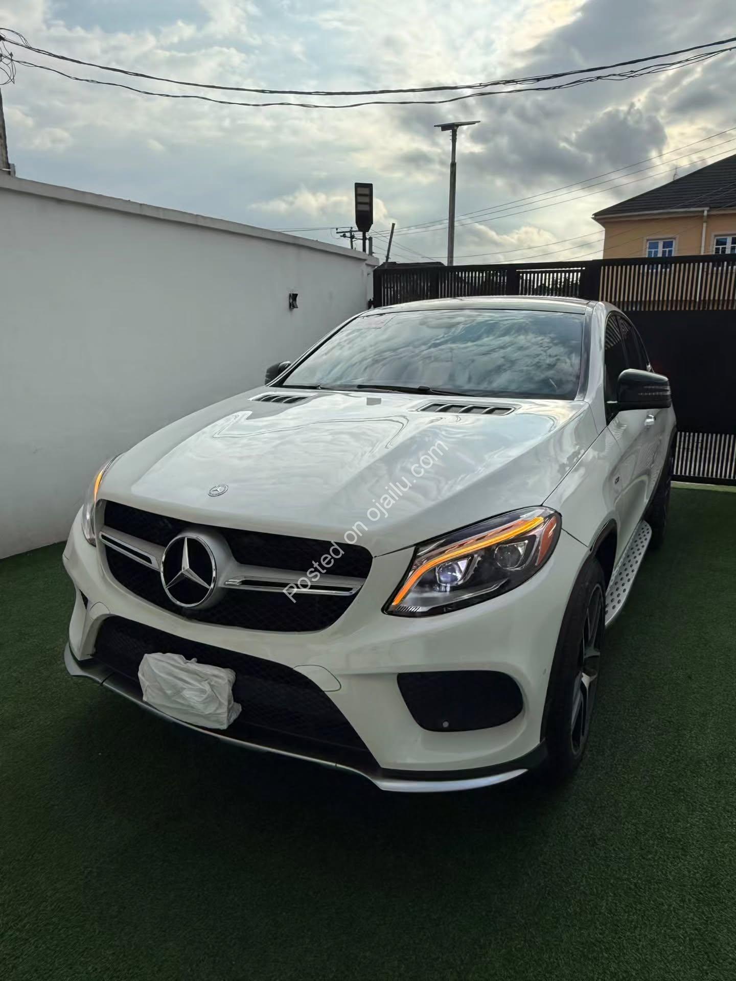 Load-Edge 2016 Mercedes-Benz GLE 450, Full Options