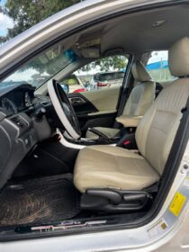 Loades 2013 Honda Accord LX – Sharp