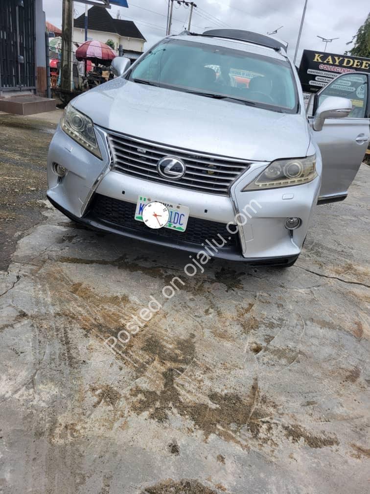 Pristine 2012 Lexus RX350 – Untouched Engine, Ice-Cold AC!