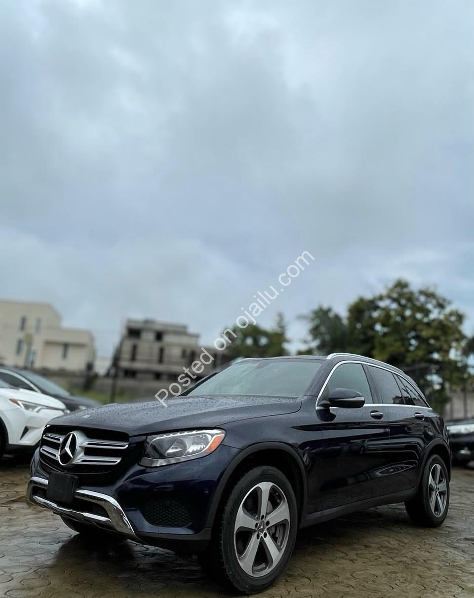 Load Full Option 2017 Mercedes GLC300 4MATIC