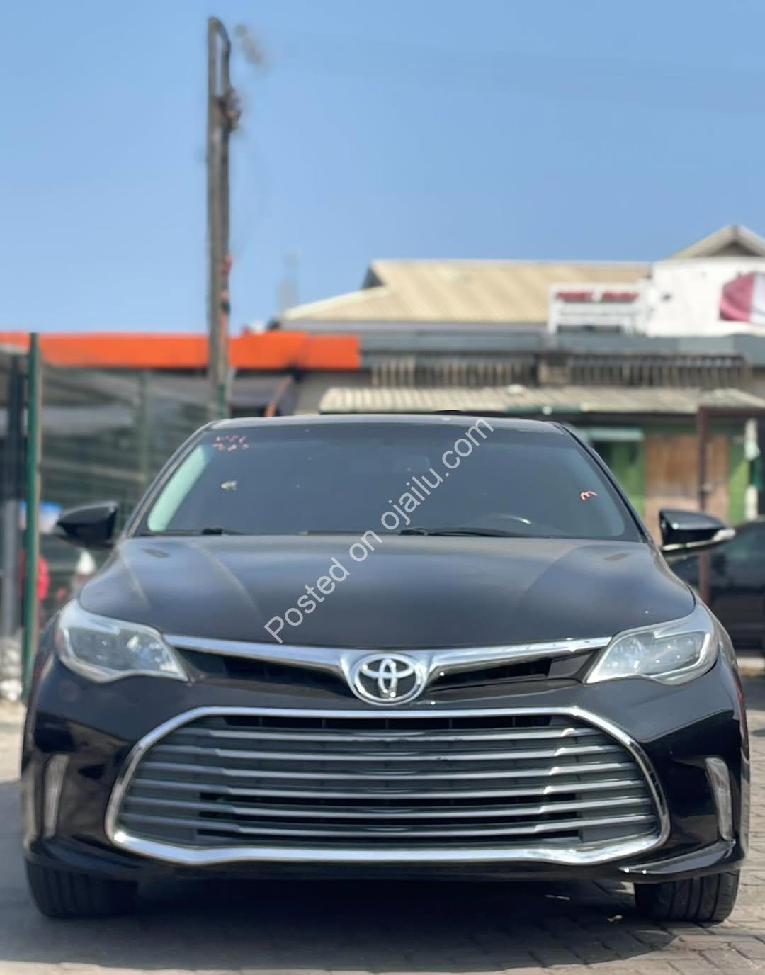 2014 Toyota Avalon XLE AWD – Full Duty Paid, Loaded & Priced to Move