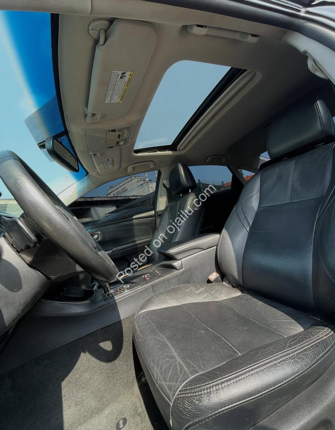 2014 Toyota Avalon XLE AWD – Full Duty Paid, Loaded & Priced to Move