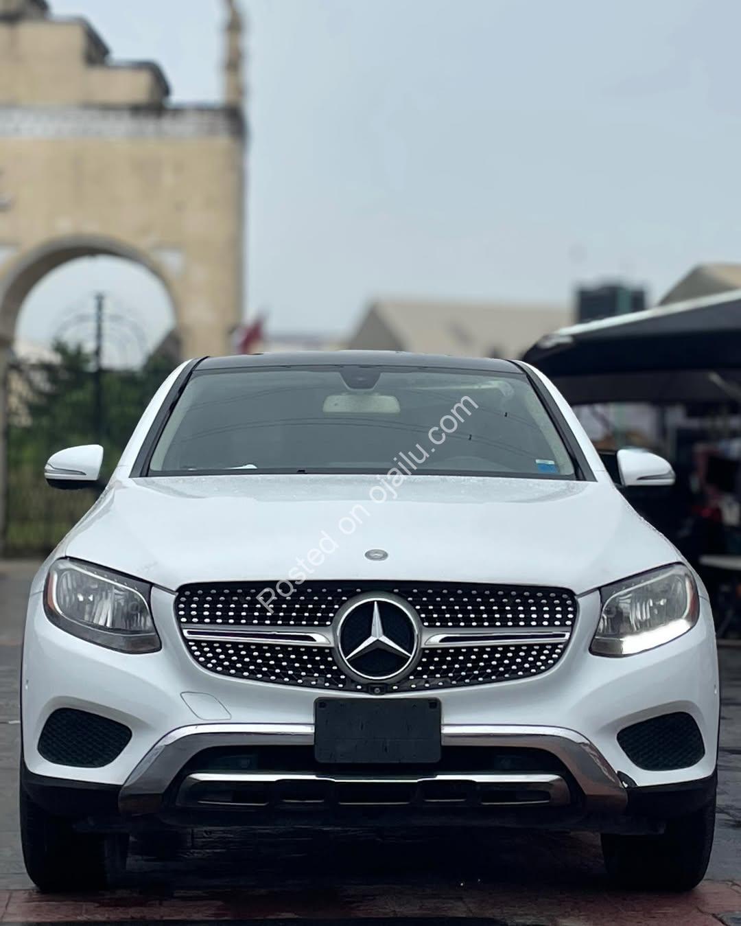 Luxury 2017 Mercedes GLC300 Coupe – Loaded, Stunning
