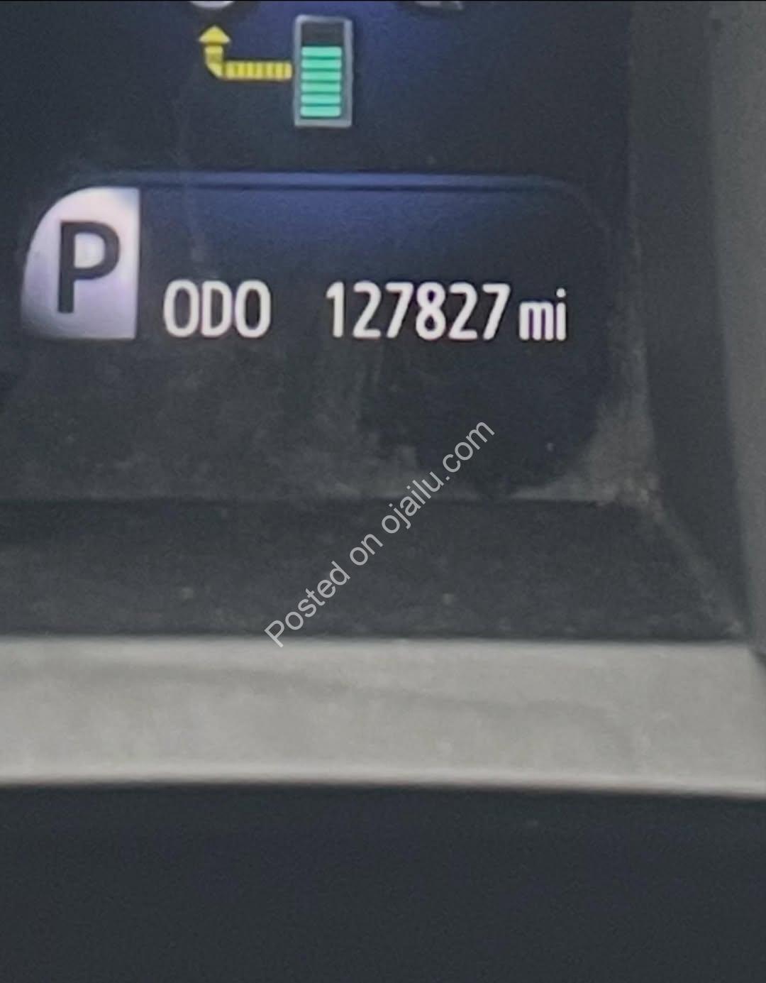 2016 Toyota Avalon Limited Hybrid: Accident-Free Luxury