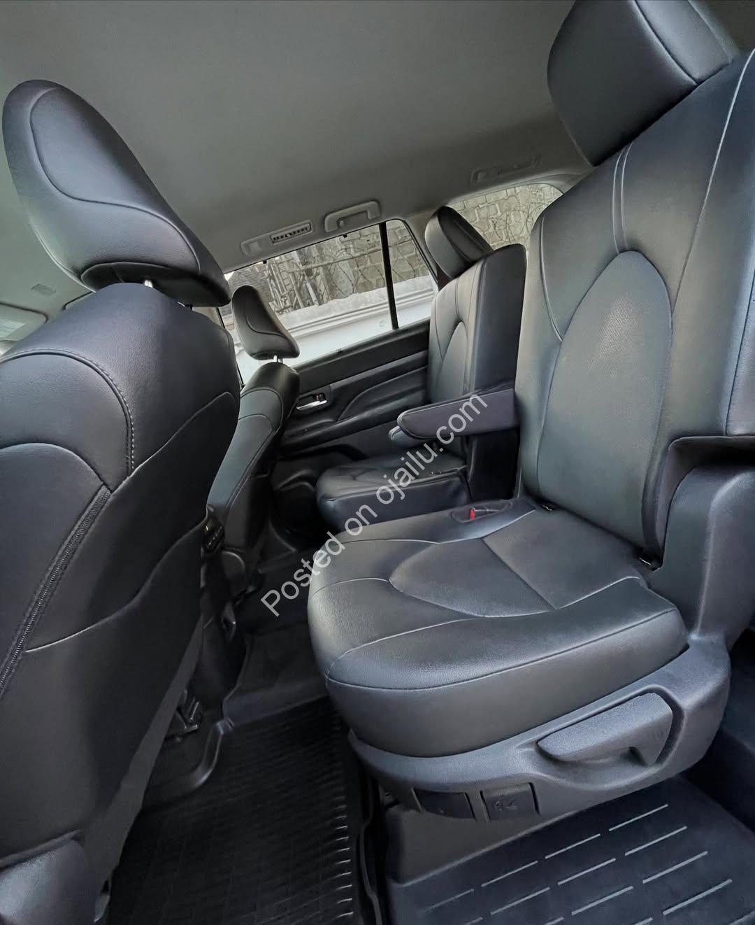 2024 Toyota Highlander XLE Grand: Fully Loaded, Duty Paid