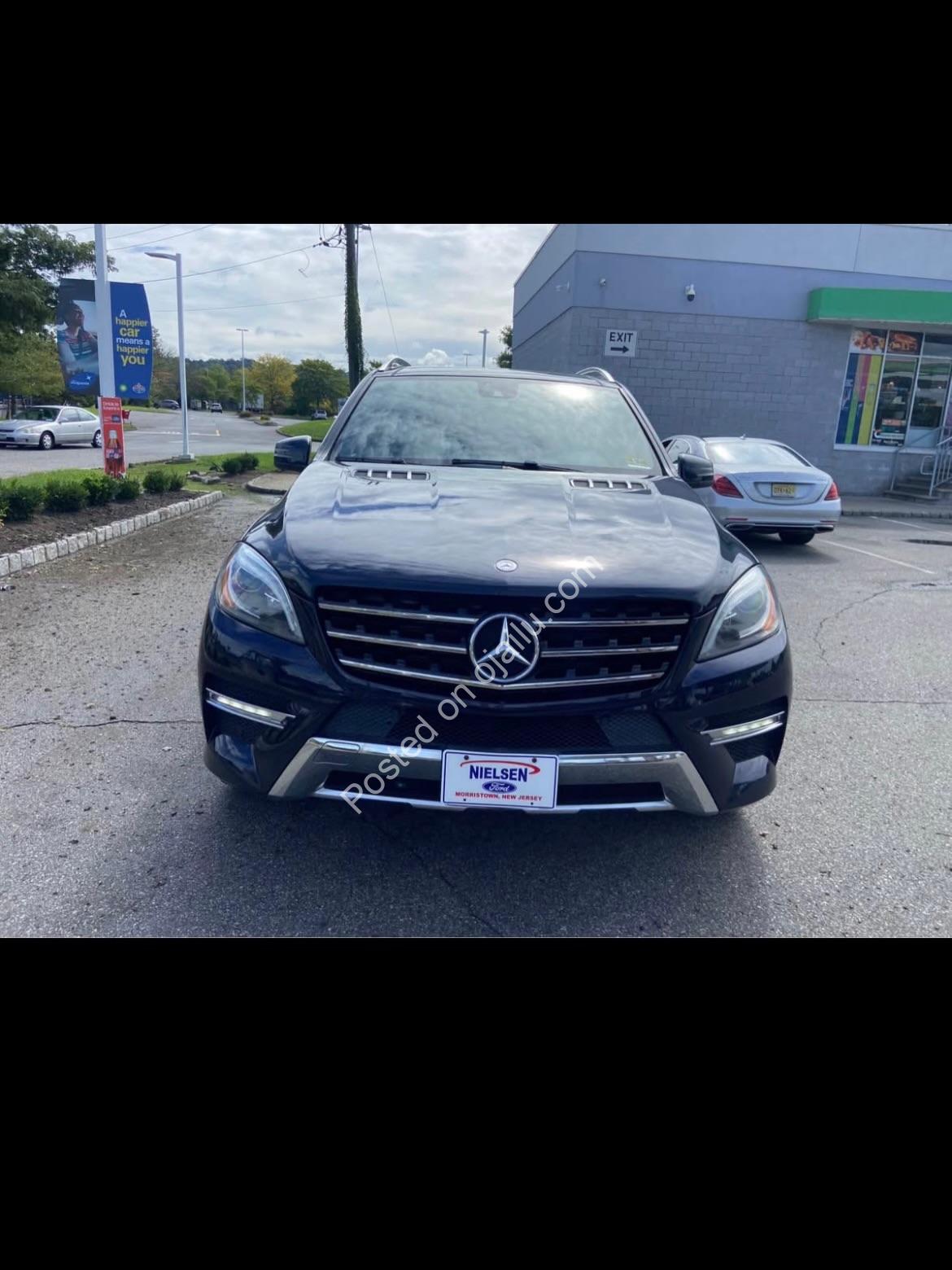Loaded 2015 Mercedes ML400 4Matic – Accident-Free Luxury Awaits