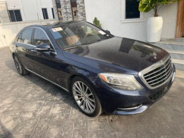 Luxury 2015 Mercedes S550 4Matic – Fully Loaded