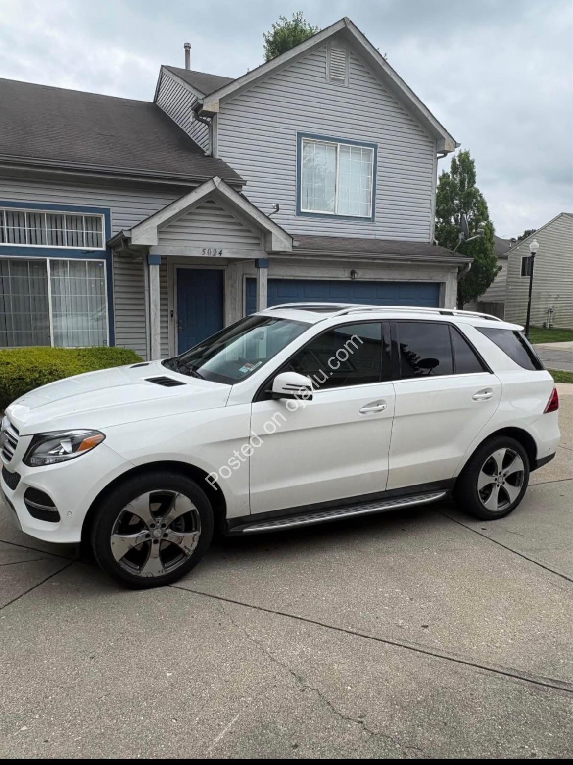 2017 Mercedes GLE350: Sunroof, CarPlay, Accident-Free!
