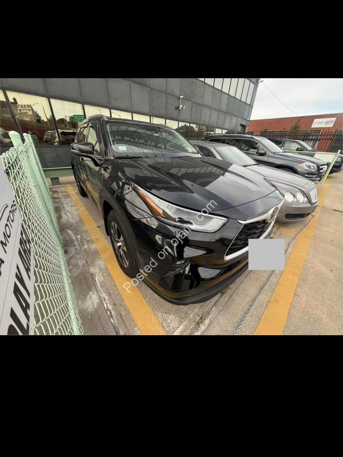 2020 Toyota Highlander XLE AWD: Clean Title Gem