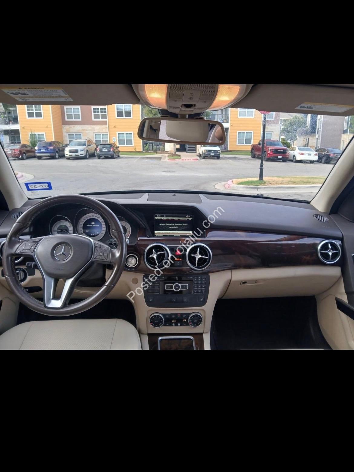 2014 Mercedes GLK350: Panoramic Roof, Clean Title, Loaded!