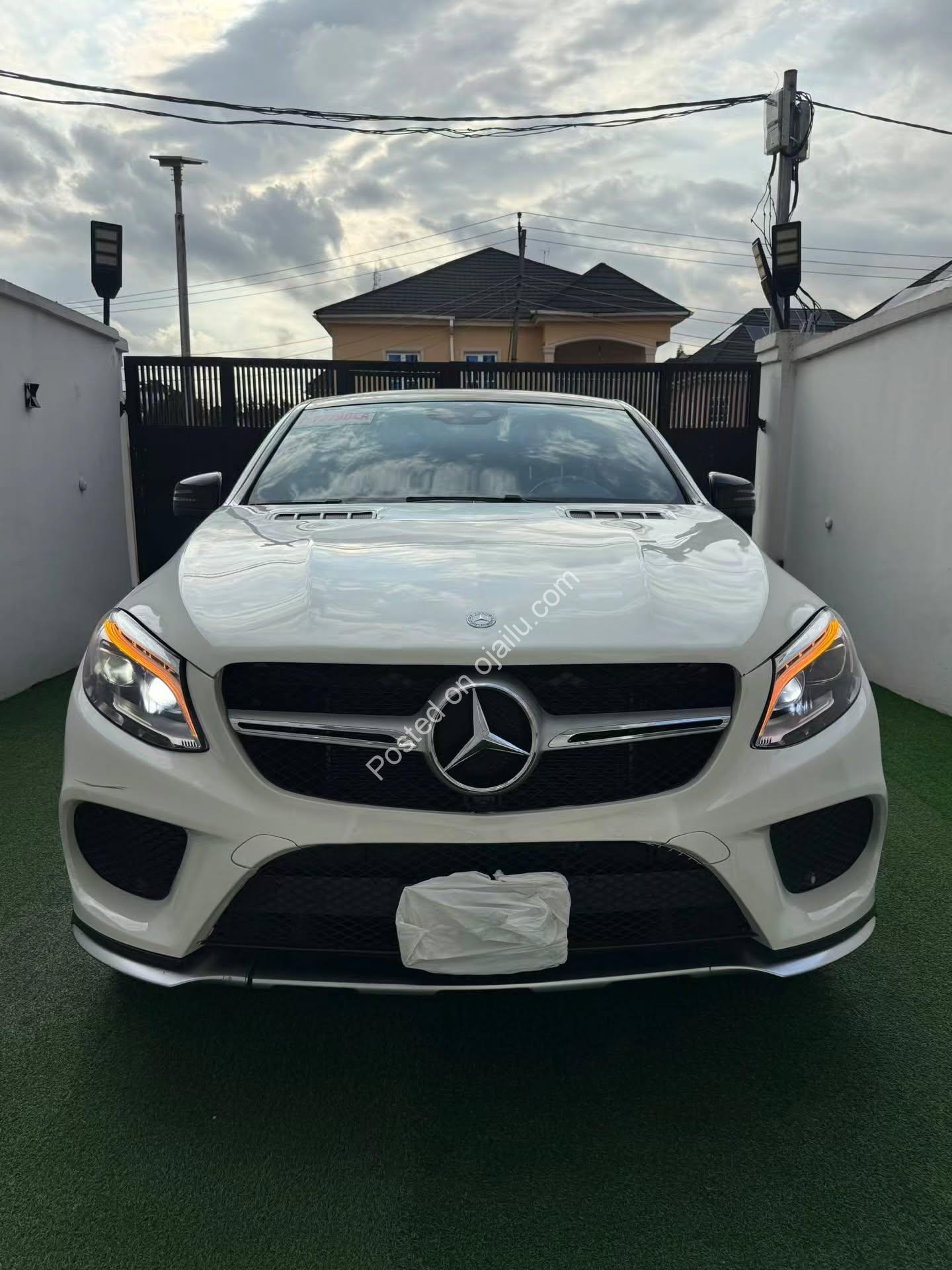 Load-Edge 2016 Mercedes-Benz GLE 450, Full Options