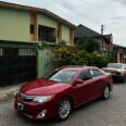 Luxury 2012 Toyota Camry XLE: Sunroof, Camera, Pure Class