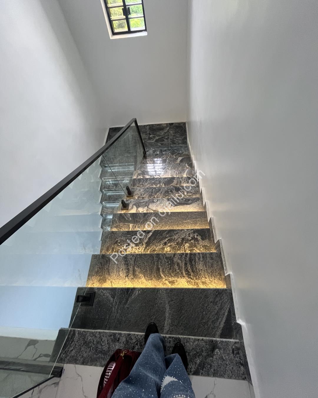 6-Bedroom Smart Duplex with Pool in Diamond City Estate