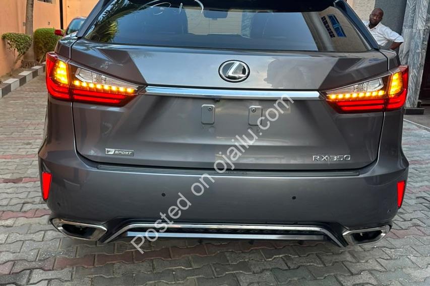 Accident-Free 2019 Lexus RX350 F Sport: Panoramic Luxury Awaits
