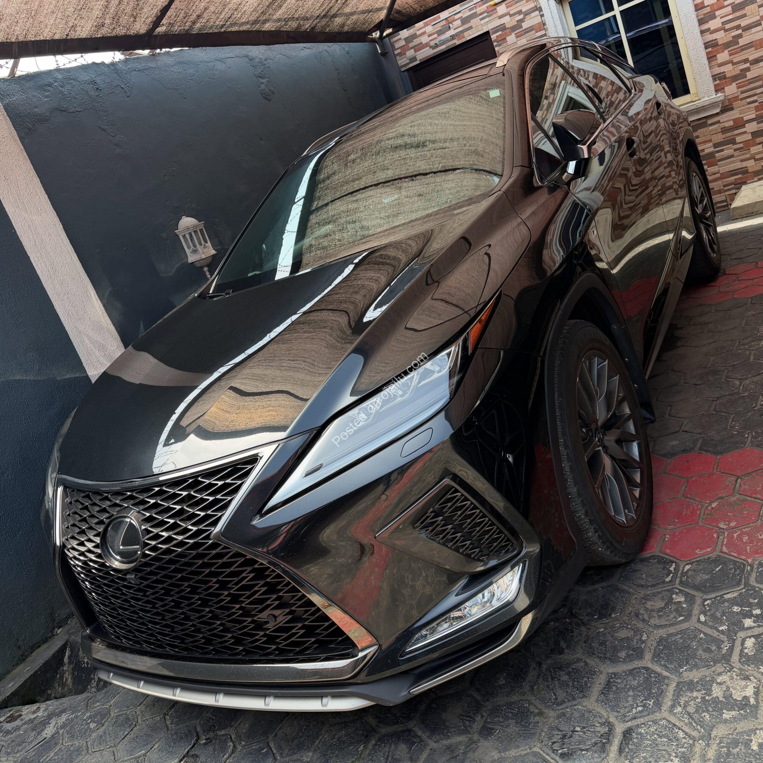 2022 Lexus RX350 F-Sport: Panoramic Luxury, Accident-Free