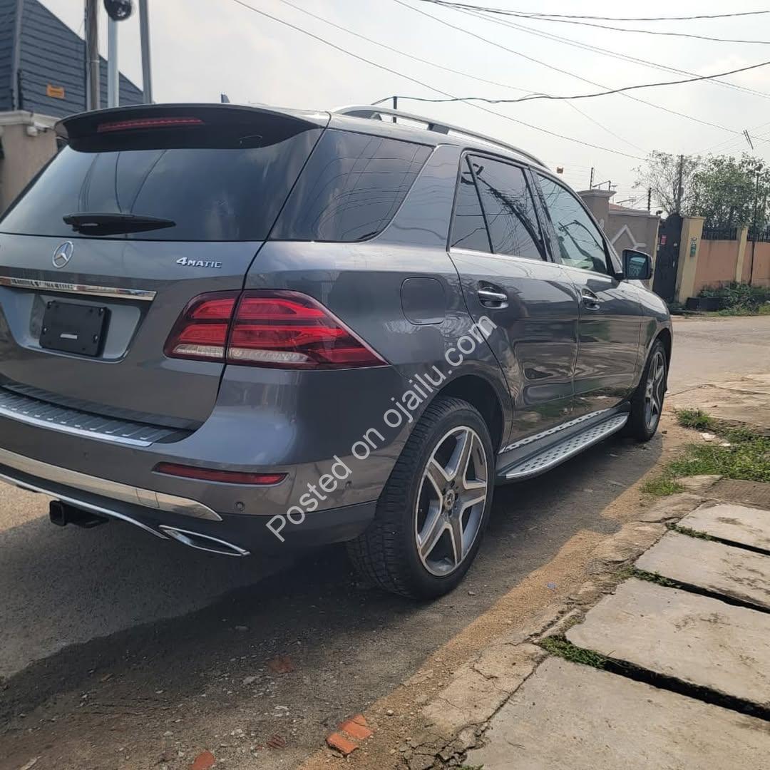 2018 Mercedes-Benz GLE350 AMG: 360 Camera, Black Leather, Pristine