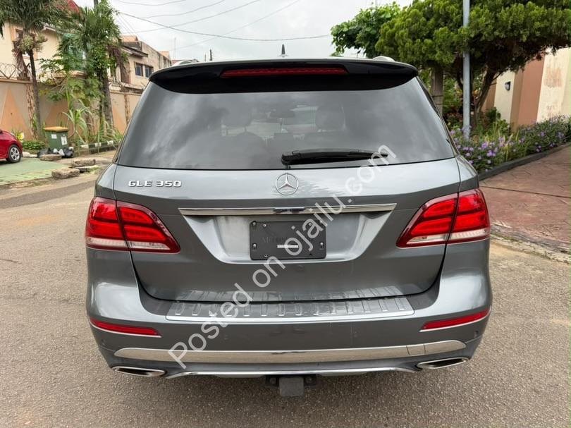 2017 Mercedes GLE350 – Loaded Pano Roof & 360 Camera