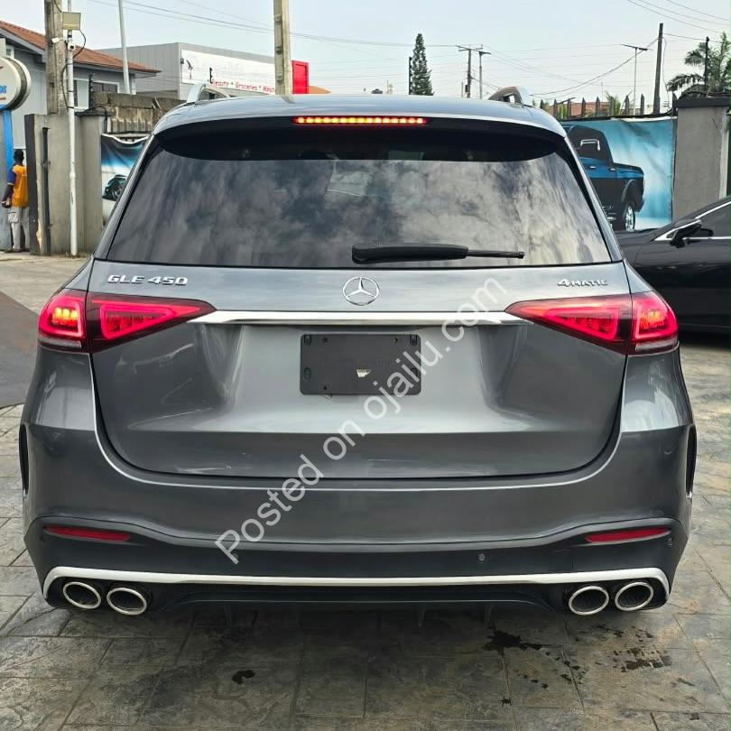 2020 Mercedes-Benz GLE450 4MATIC AMG – Stunning Gray on Cream