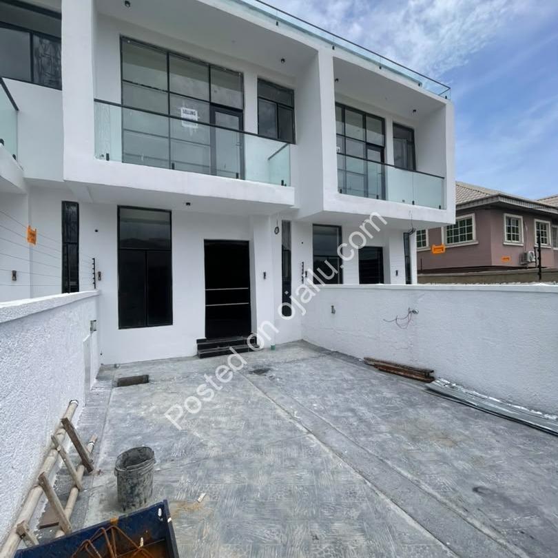 Sangotedo Smart Living: 3-Bed Terrace Duplex with CofO