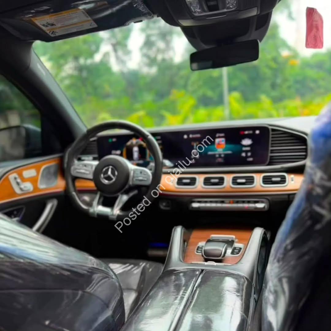 2021 Mercedes-Benz GLE 53 AMG: Showroom-Clean & Ready
