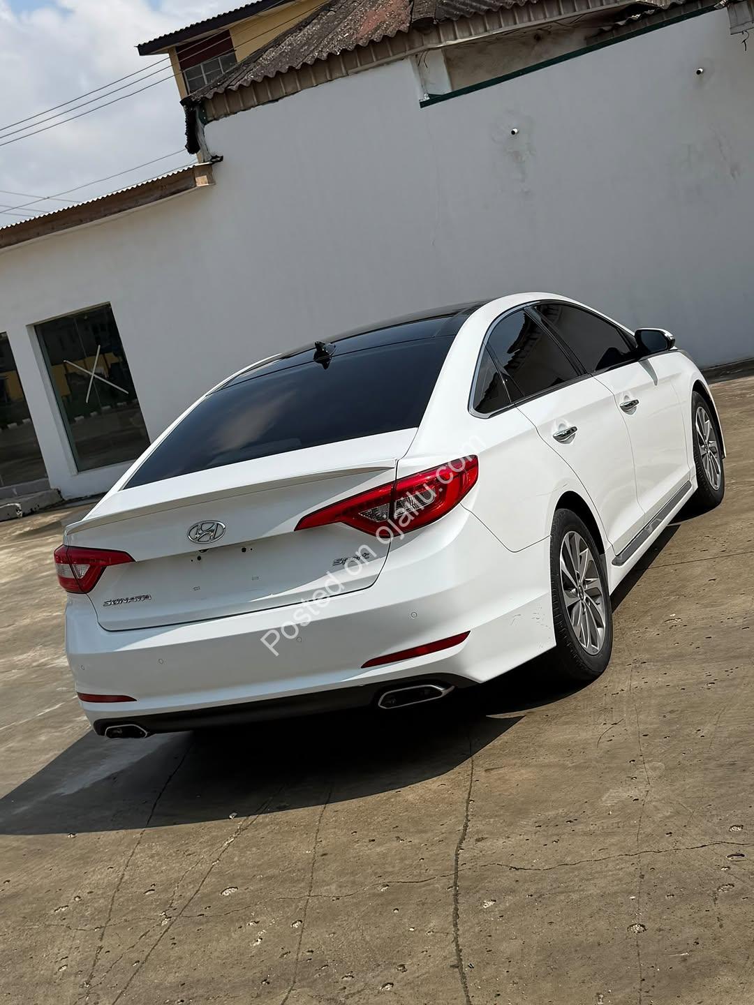 2015 Hyundai Sonata Sport: Panoramic Roof, Nav, Must-See!