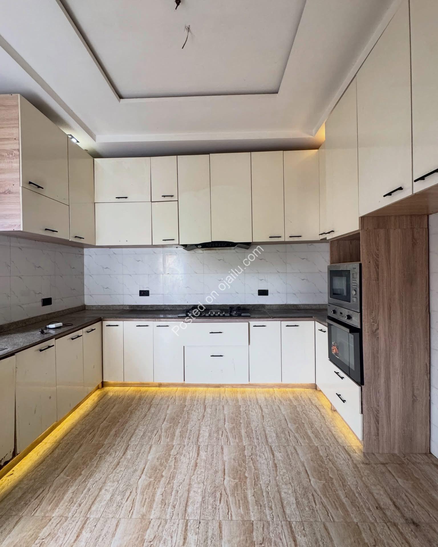Stunning 4-Bed Terrace Duplex in Gated Port Harcourt Estate