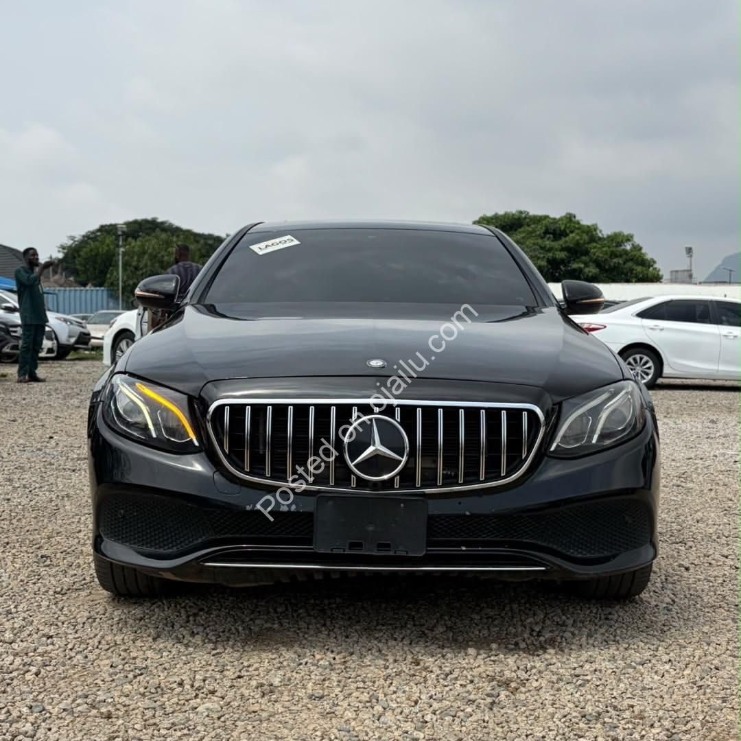 2017 Mercedes E300 4MATIC – Executive Luxury Defined