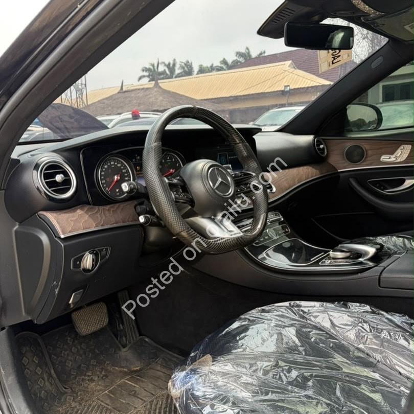 2017 Mercedes E300 4MATIC – Executive Luxury Defined