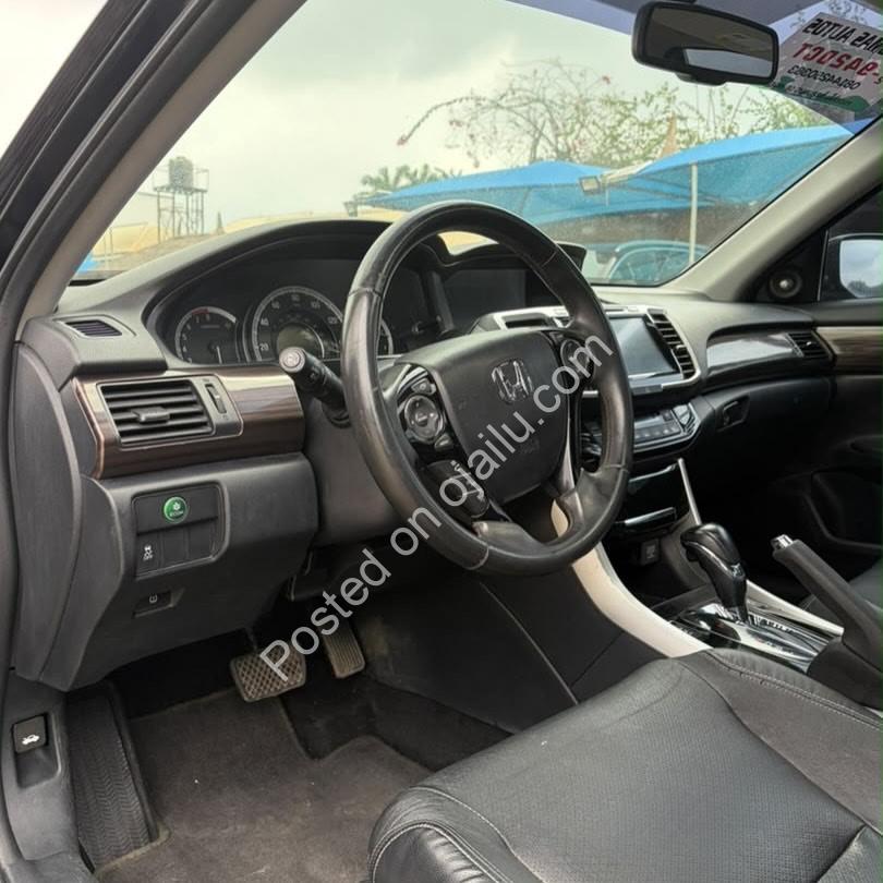 2016 Honda Accord 2.4L: Loaded, Stylish & Priced to Move