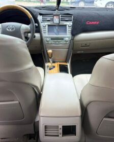 Luxury 2009 Toyota Camry XLE: Loaded