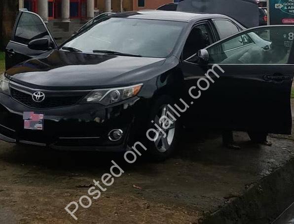 Sleek 2013 Toyota Camry – First Body, Everything Works!