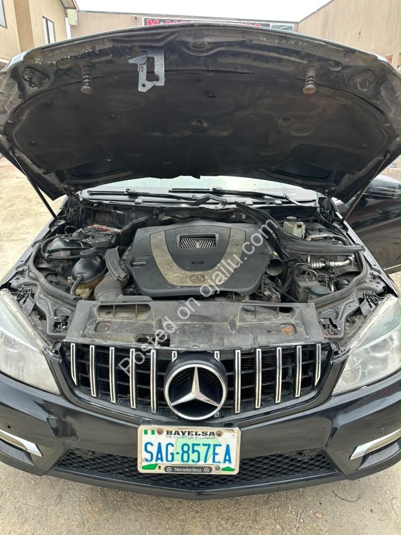 Luxury Mercedes C350 V6 – Untampered Engine, Ultimate Comfort